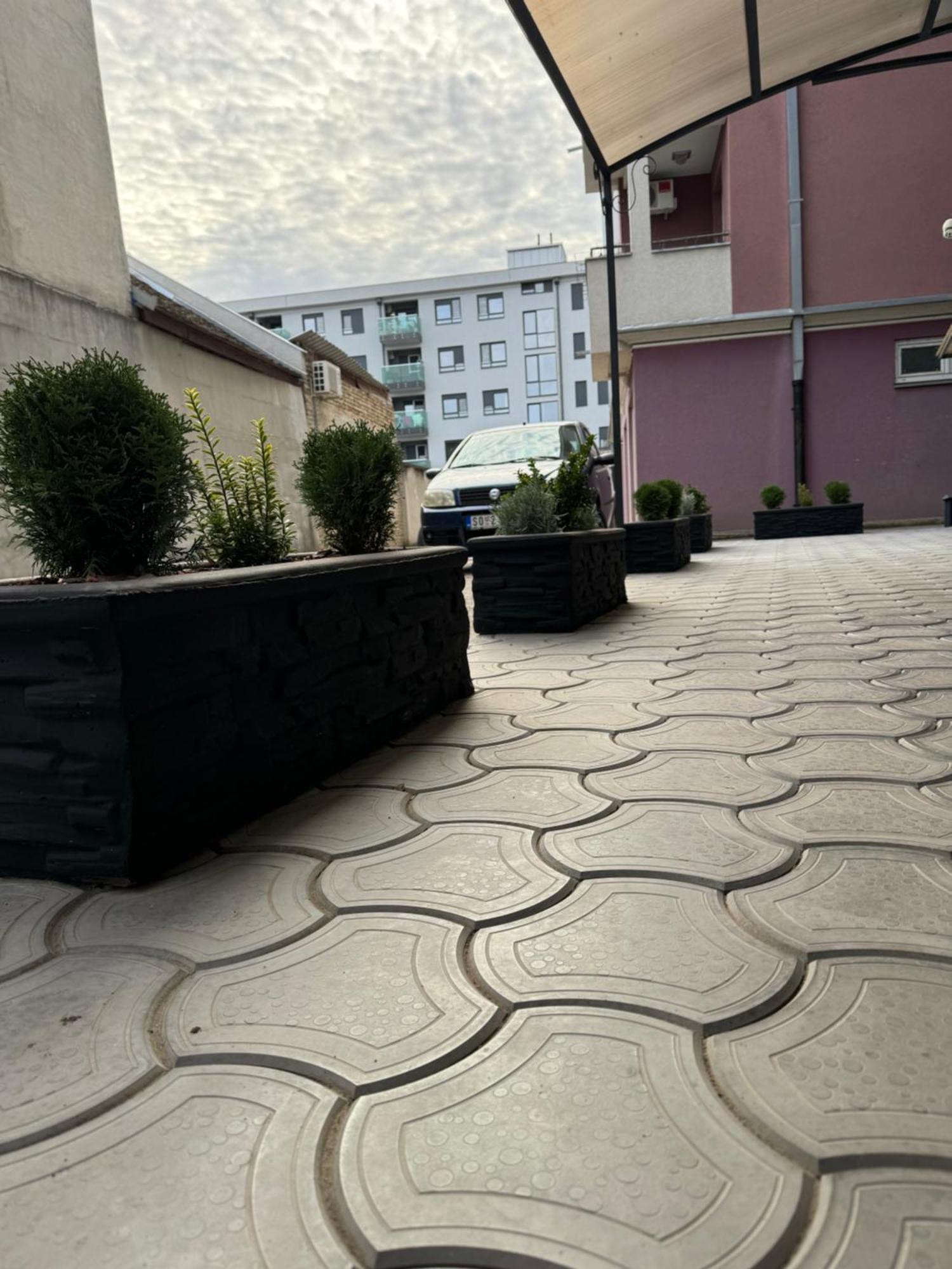 Apartments Tema Sombor Exterior foto
